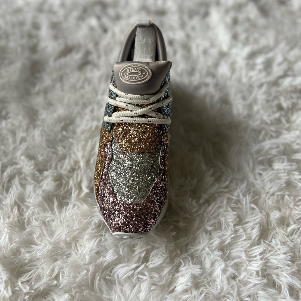 Steve Madden Glitter Cliff Sneakers *Limited Edition* - Picture 2 of 12